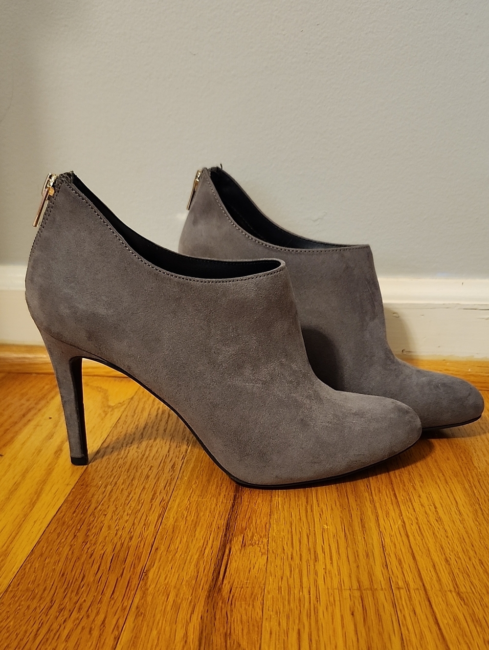 Kelly & Katie Charcoal Ankle Boots (Size 8)